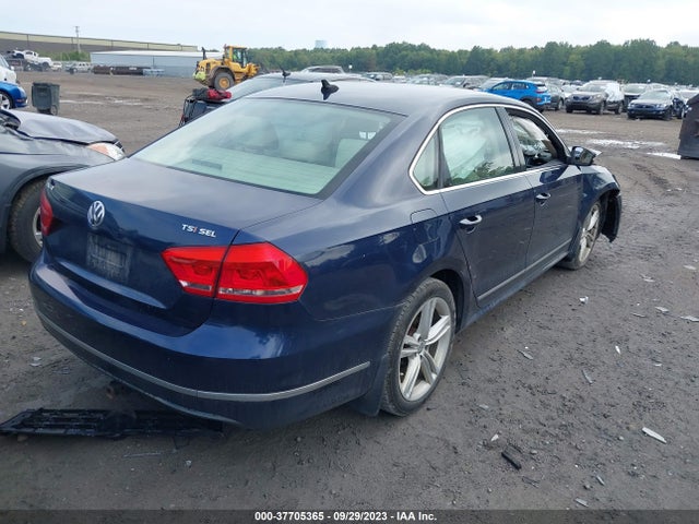 1VWCS7A33EC017340 Volkswagen Passat Sel Premium