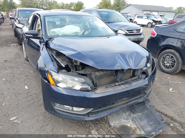 1VWCS7A33EC017340 Volkswagen Passat Sel Premium