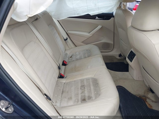 1VWCS7A33EC017340 Volkswagen Passat Sel Premium