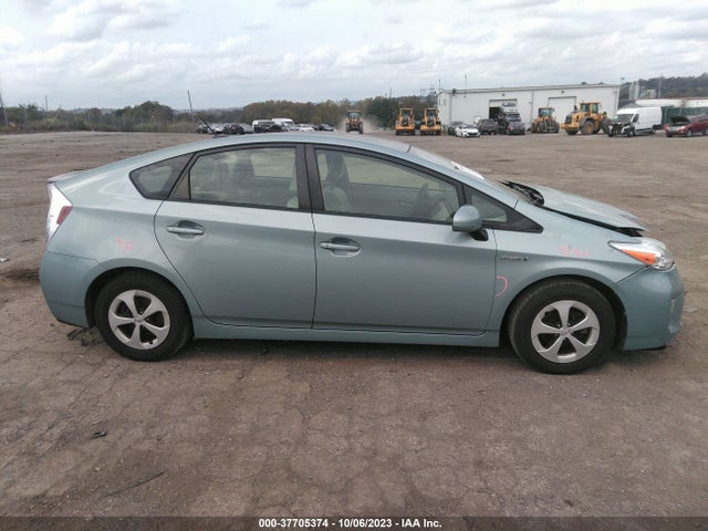 Toyota Prius Four 2015 JTDKN3DU9F1992439 Image 13
