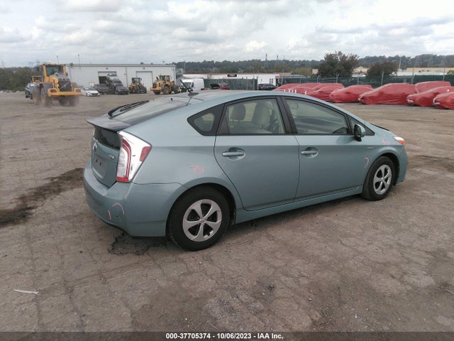 Toyota Prius Four 2015 JTDKN3DU9F1992439 Image 4