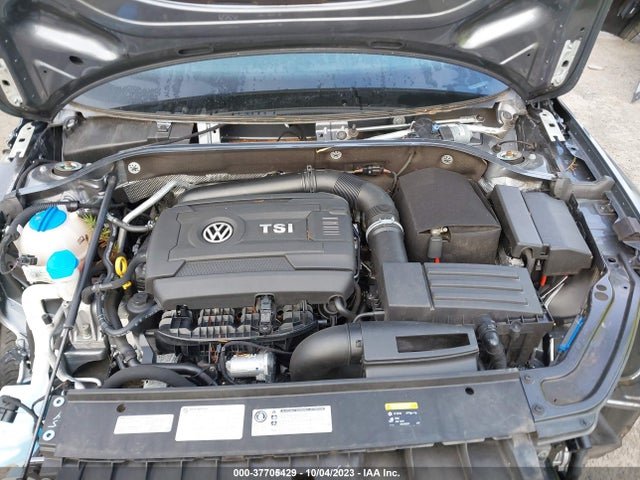 1VWGT7A37HC004366 Volkswagen Passat 1.8t Se W/technology