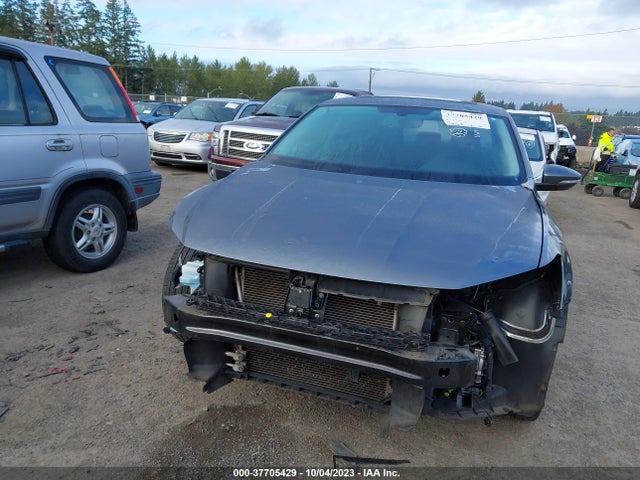 1VWGT7A37HC004366 Volkswagen Passat 1.8t Se W/technology