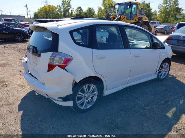 2009 HONDA FIT SPORT VIN: JHMGE88449S047800