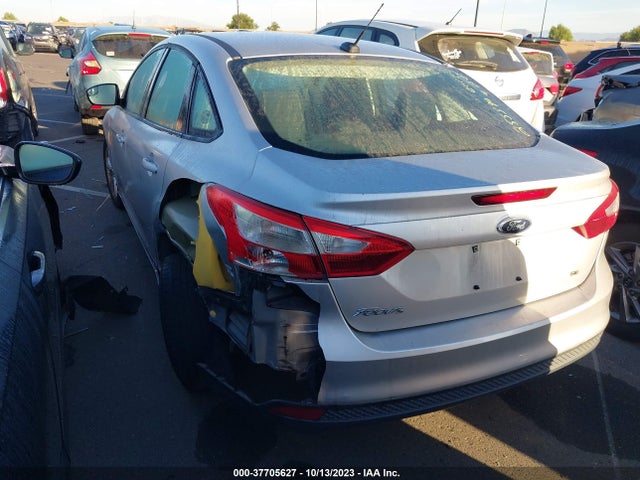 Ford FOCUS SE 2014 1FADP3F28EL219226 Image 3