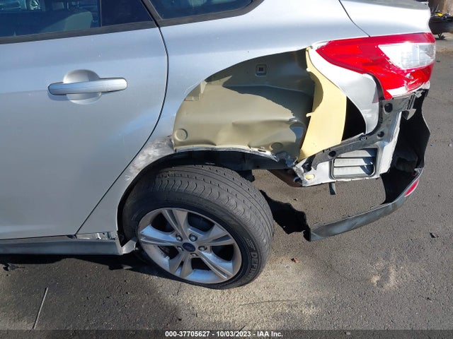 Ford FOCUS SE 2014 1FADP3F28EL219226 Image 6