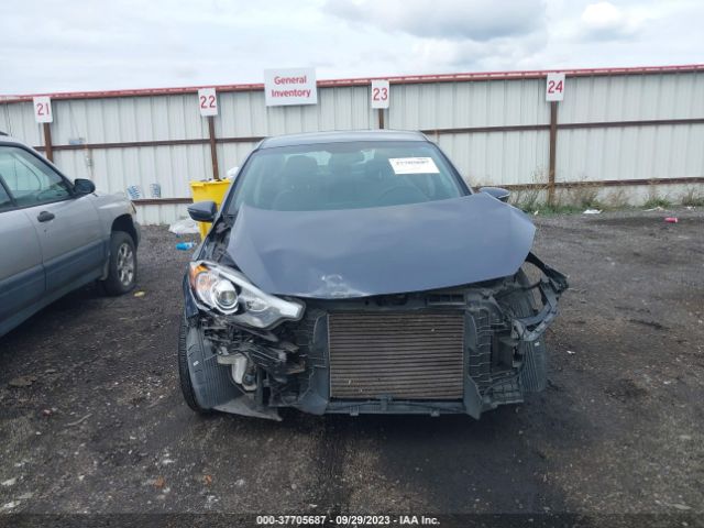 KNAFX4A63G5590060 KIA FORTE LX