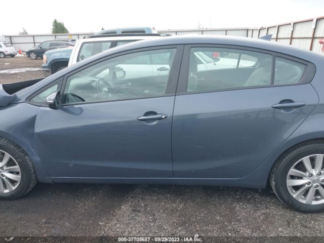 KNAFX4A63G5590060 KIA FORTE LX