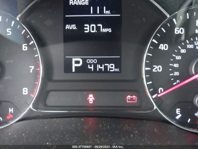 KNAFX4A63G5590060 KIA FORTE LX