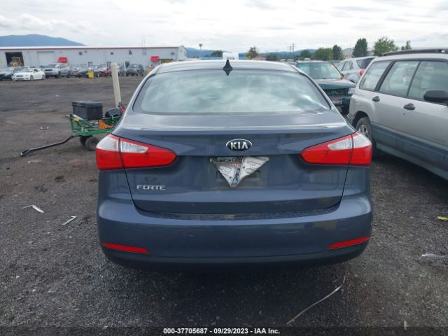 KNAFX4A63G5590060 KIA FORTE LX