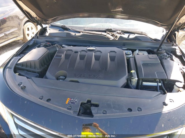 Chevrolet IMPALA LT 2018 1G1105S32JU150283 Image 10
