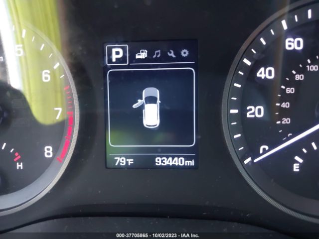 KM8J33A22HU323835 Hyundai Tucson Sport