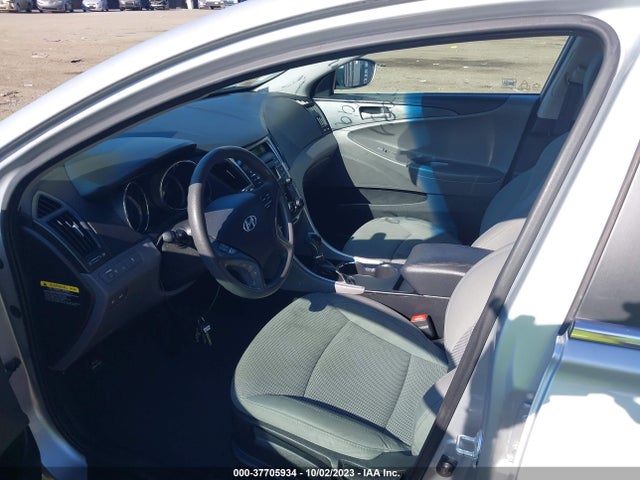 2014 HYUNDAI SONATA GLS VIN: 5NPEB4AC7EH888885