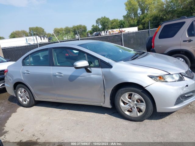 19XFB2F55EE038681 Honda Civic Sedan Lx