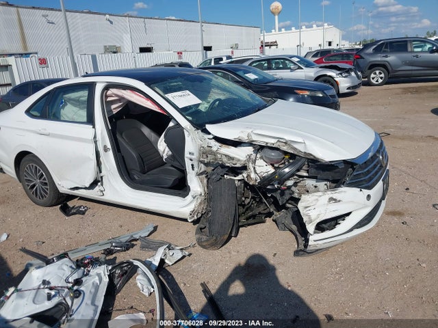 3VWC57BU9MM045977 Volkswagen Jetta S/se/r-line