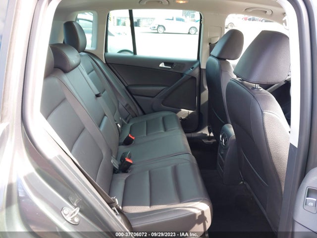 WVGBV3AX0EW505043 Volkswagen Tiguan Sel