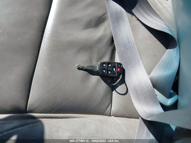 2012 HONDA ODYSSEY EX-L VIN: 5FNRL5H60CB055705