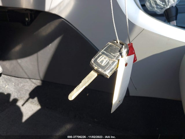 2015 HONDA ACCORD SEDAN LX VIN: 1HGCR2F32FA090966