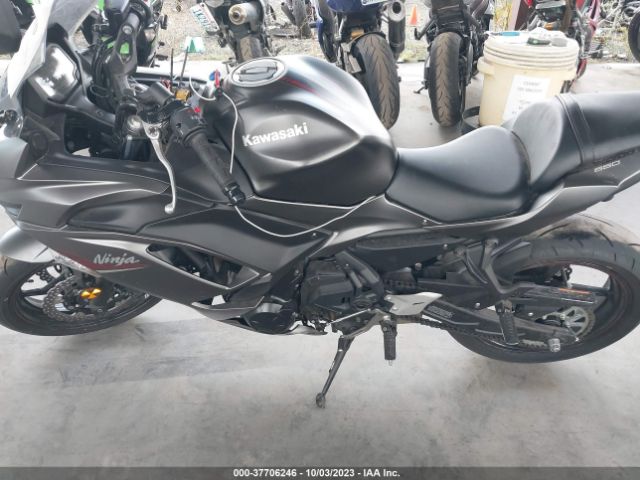 2022 KAWASAKI EX650 ML5EXEM1XNDA65257 Photo 8