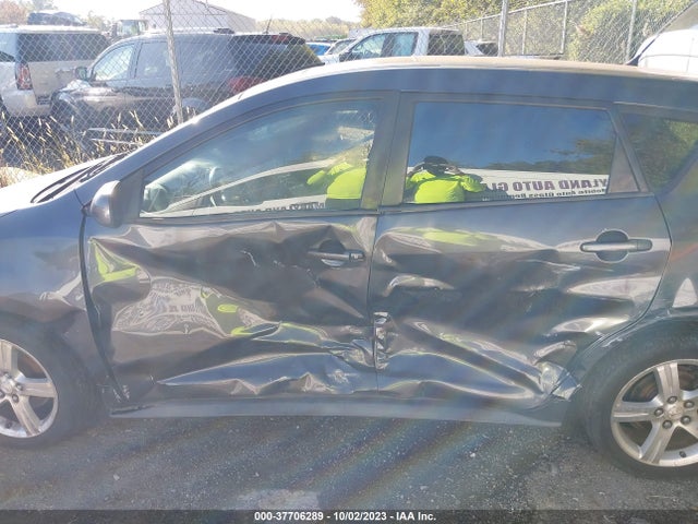 2009 PONTIAC VIBE W/1SB VIN: 5Y2SP67099Z403268
