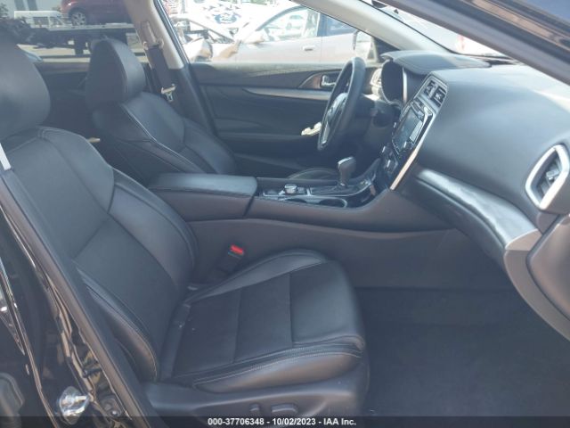 1N4AA6AP8JC369761 Nissan MAXIMA SL