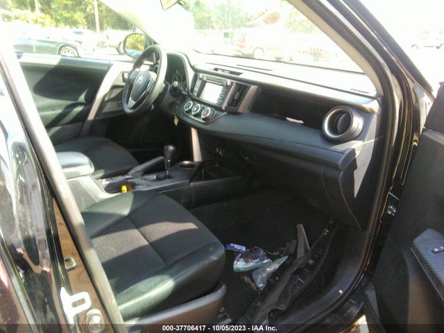 Toyota RAV4 LE 2015 2T3BFREV8FW349282 Image 5
