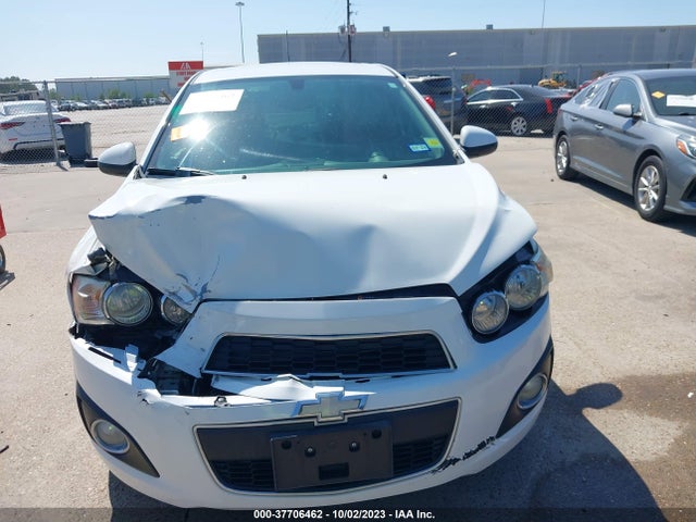 Chevrolet SONIC LTZ 2015 1G1JE5SBXF4204428 Image 12