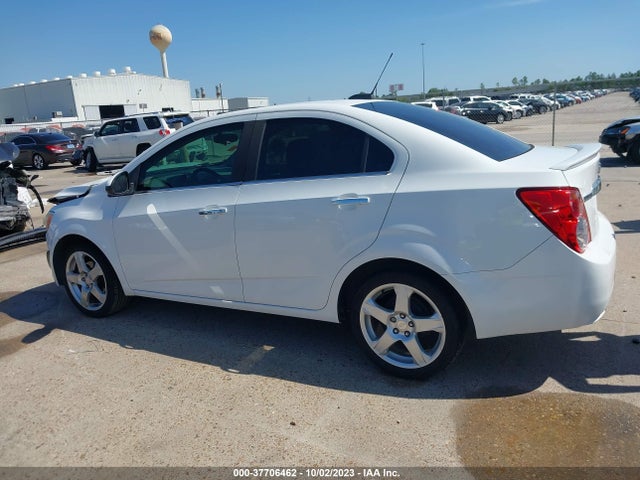 Chevrolet SONIC LTZ 2015 1G1JE5SBXF4204428 Image 14
