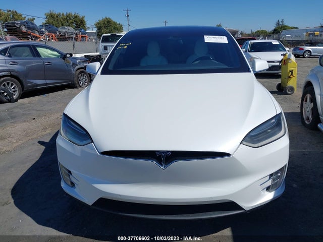 Tesla Model X P90d/75d/p100d 2016 5YJXCBE42GF002079 Image 11