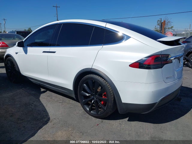 Tesla Model X P90d/75d/p100d 2016 5YJXCBE42GF002079 Image 3