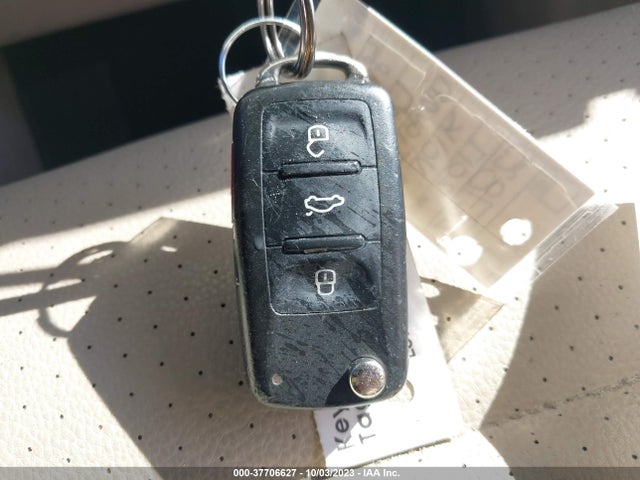 WVGAV7AXXHK029074 Volkswagen Tiguan 2.0t/2.0t S