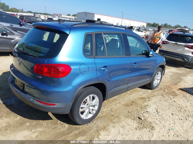 WVGAV7AXXHK029074 Volkswagen Tiguan 2.0t/2.0t S