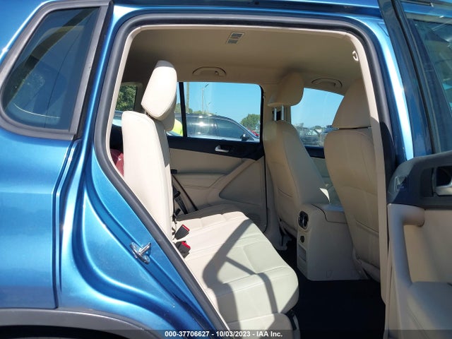 WVGAV7AXXHK029074 Volkswagen Tiguan 2.0t/2.0t S