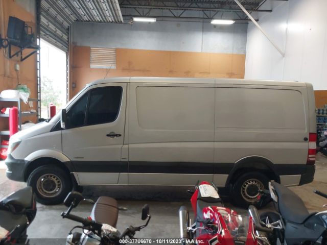 WD3PE7DD8GP243511 Mercedes-Benz SPRINTER CARGO VANS
