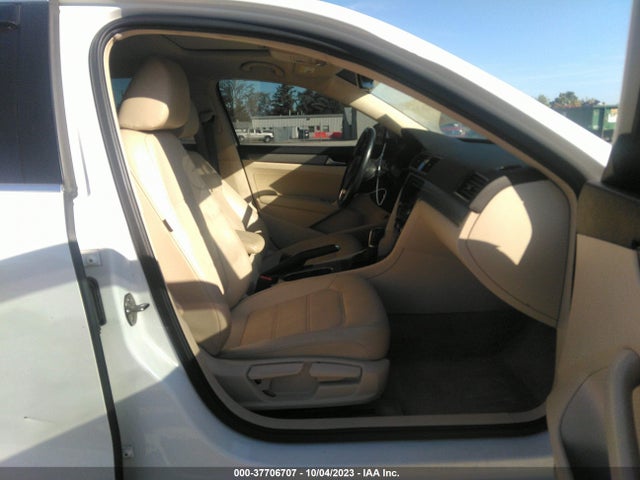 1VWBV7A30FC072784 Volkswagen Passat 2.0l Tdi Se W/sunroof