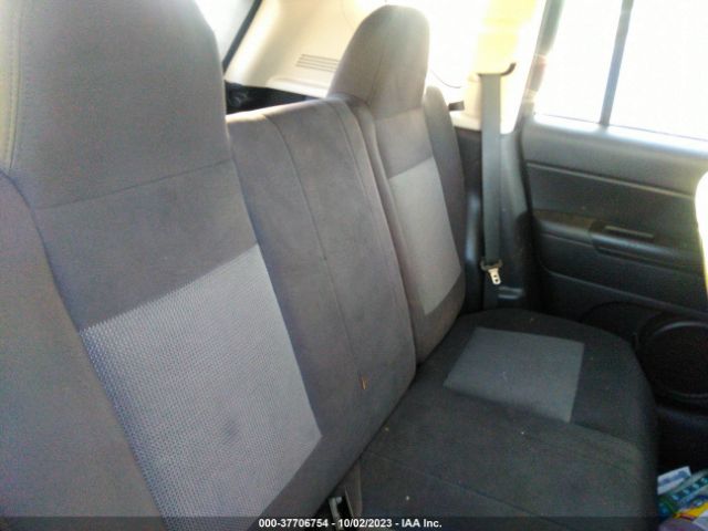 1C4NJCBBXFD314565 Jeep Compass Sport