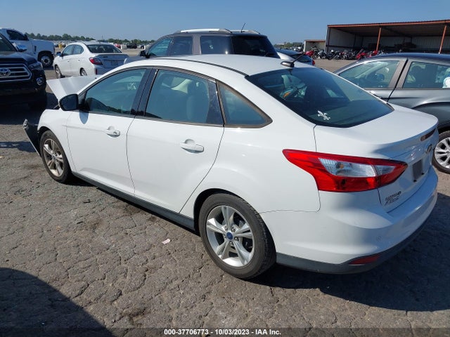 2014 FORD FOCUS SE VIN: 1FADP3F29EL233233