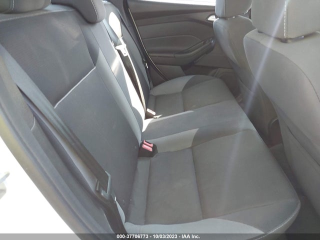 2014 FORD FOCUS SE VIN: 1FADP3F29EL233233