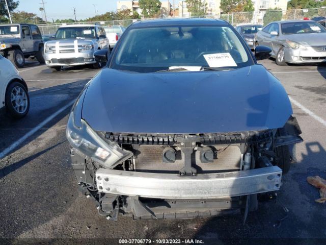 1N4AA6AP8JC386480 Nissan MAXIMA SL