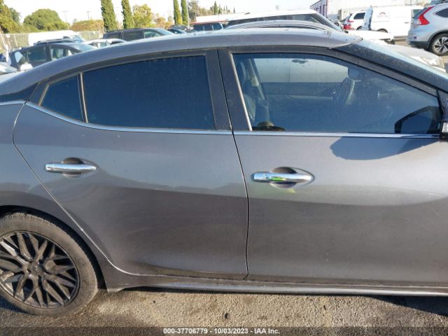 1N4AA6AP8JC386480 Nissan MAXIMA SL