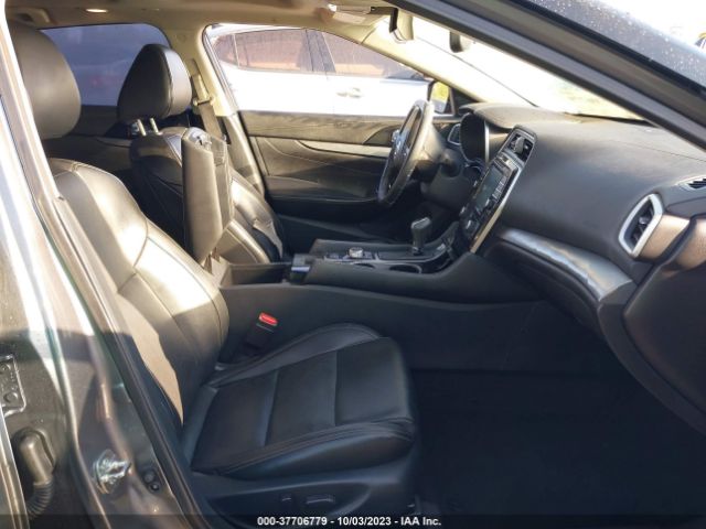 1N4AA6AP8JC386480 Nissan MAXIMA SL