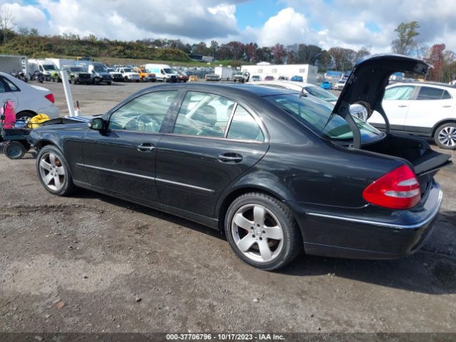 2006 MERCEDES-BENZ E-CLASS WDBUF83J96X189054 Photo 2
