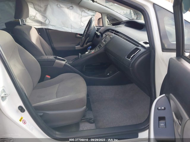 Продажа на аукционе авто 2015 Toyota Prius Four, vin: JTDKN3DU0F0460163, номер лота: 37706810