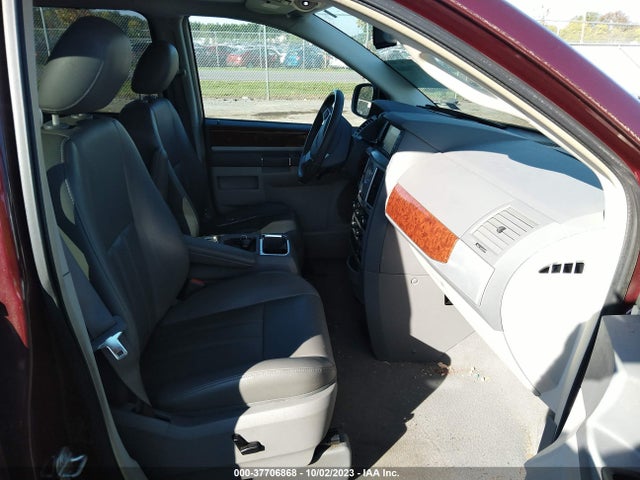 2009 CHRYSLER TOWN & COUNTRY TOURING VIN: 2A8HR54189R530303