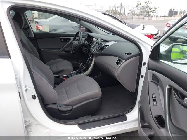 Hyundai ELANTRA SE 2015 5NPDH4AE7FH643016 Image 5