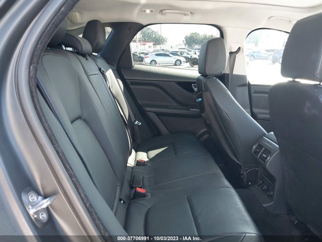 2017 JAGUAR F-PACE SADCJ2BV4HA088771 Photo 7