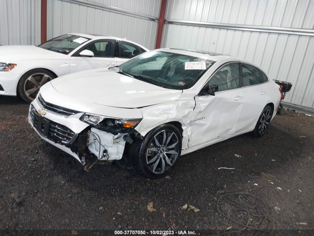 Chevrolet MALIBU LT 2016 1G1ZE5ST6GF181750 Image 2