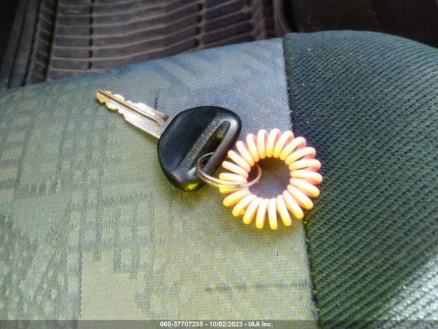2002 MITSUBISHI MIRAGE JA3AY11AX2U015271 Photo 10