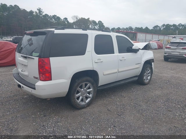 2008 GMC YUKON SLT W/4SB VIN: 1GKFC13008R136238
