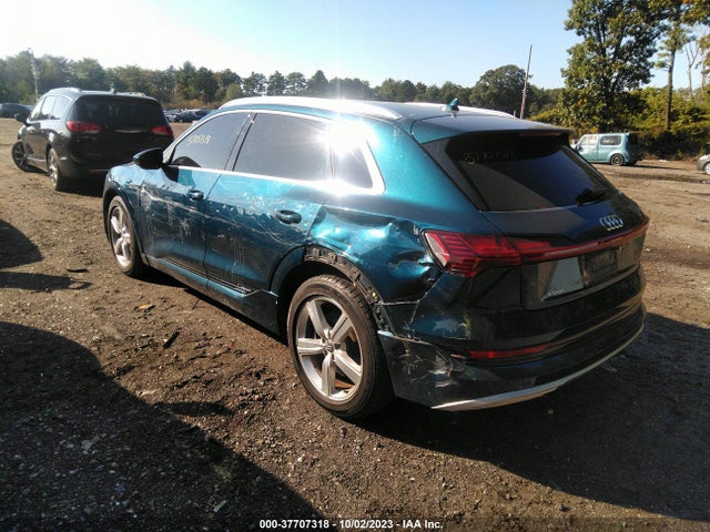 WA1LAAGE8KB020550 Audi E-tron Premium Plus
